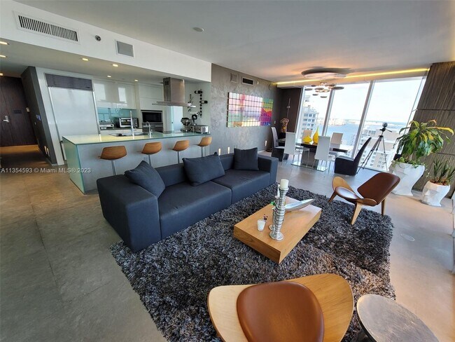 Foto del edificio - 495 Brickell Ave