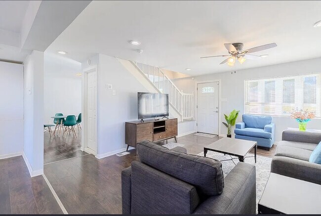 Foto del edificio - 7583 Tyler Rd