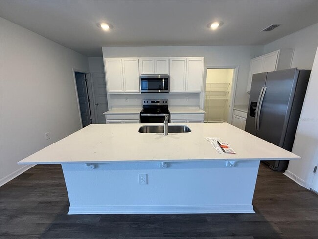 Building Photo - 4659 Ostero St