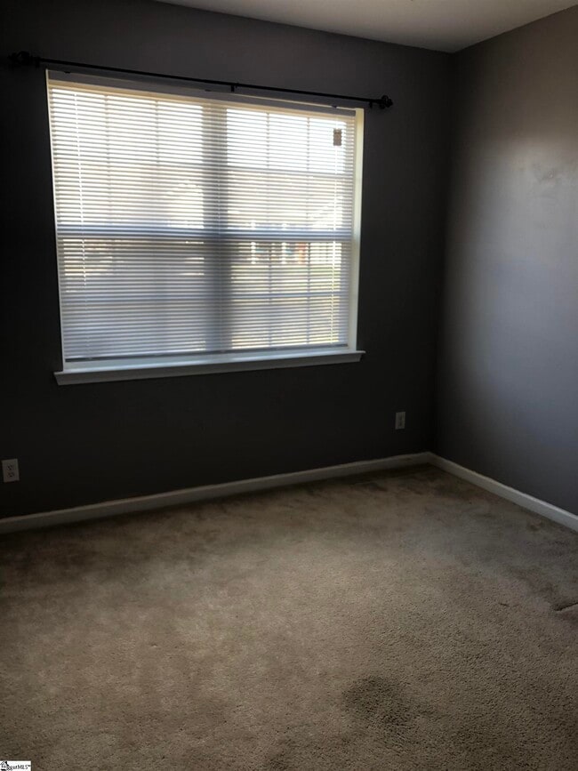 Foto del edificio - 520 Lois Wy