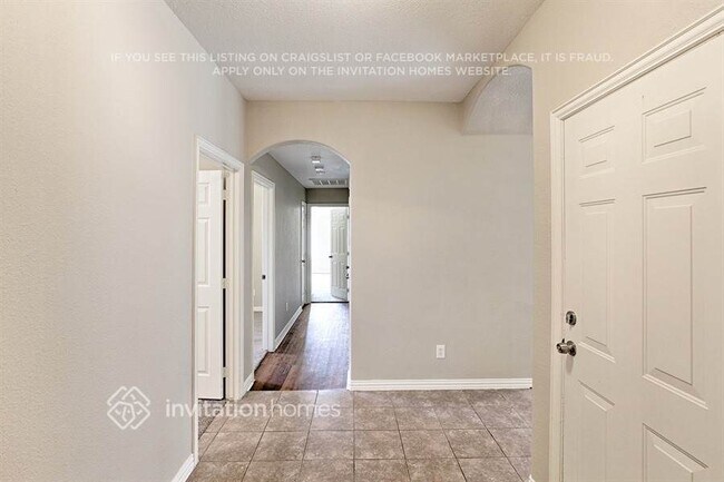 Foto del edificio - 13916 Garden Grove Dr