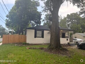 Building Photo - 981 McTyre Ct