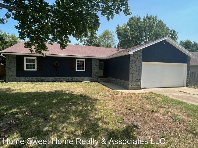 Building Photo - 3 br, 2 bath House - 514 N Hightower Ave