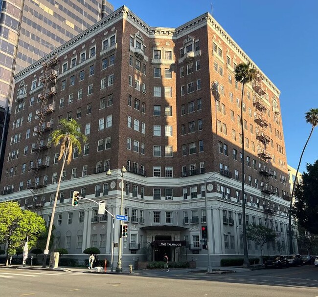 Building Photo - The Talmadge