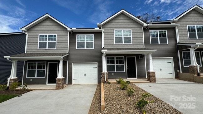 Building Photo - 42 Cain Hollow Way
