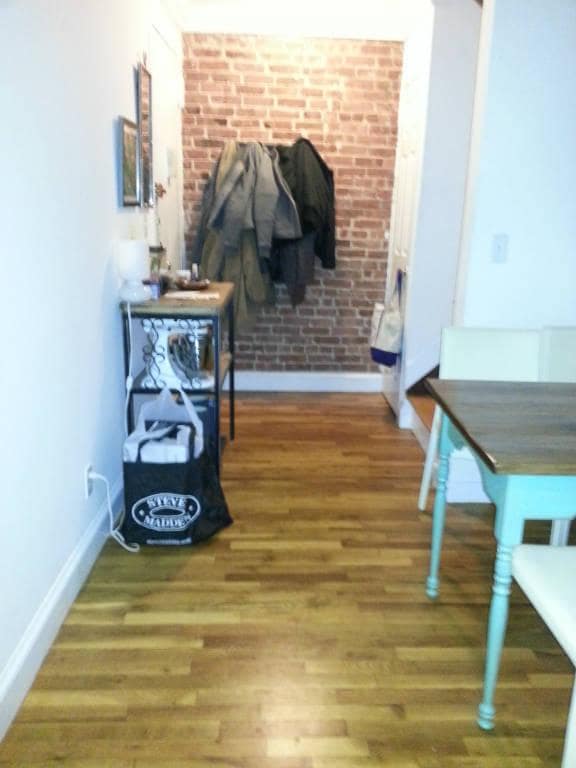 Building Photo - 55 W 76th St