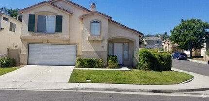 Building Photo - 1046 Viewpointe Ln
