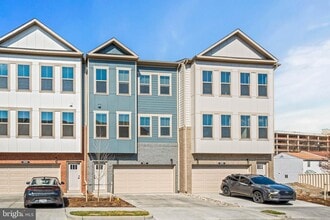 Building Photo - 6232 Folly Ln