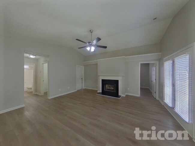 Building Photo - 7932 Sir Barton Ct