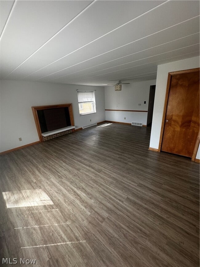 Building Photo - 1779 Liberty Dr