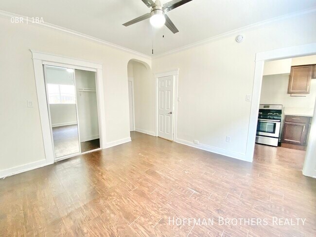 Foto del edificio - 4346 Lockwood Ave