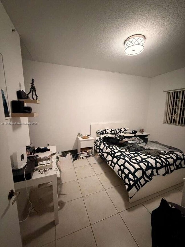 Building Photo - 7350 NW 114th Ave