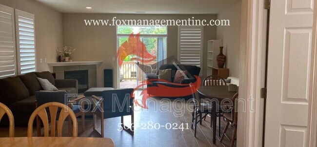 Foto del edificio - 2826 Raymond St