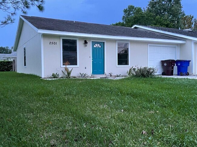 Building Photo - 2501 2nd St