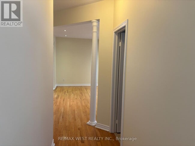 Building Photo - 12 Haviland Cir