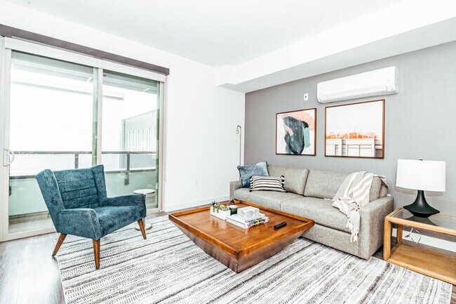 Foto del edificio - 400 Station Park Cir