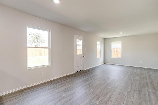 Building Photo - 516 Quail Mdws Dr