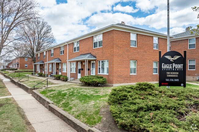 Building Photo - Eagle Point Townhomes