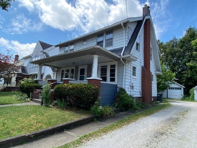Building Photo - 1032 Berwin St