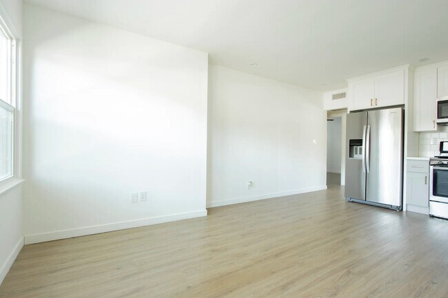 Building Photo - 3800 Albright Ave