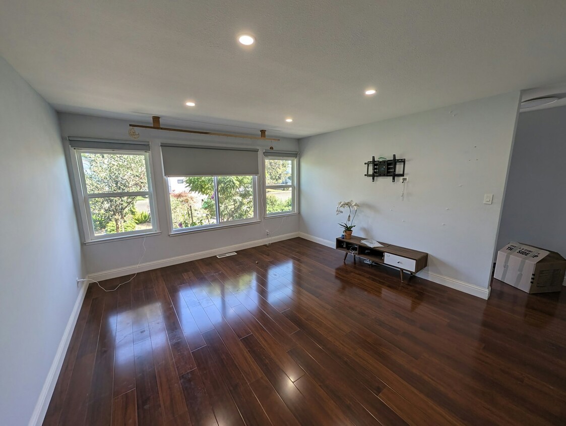 Foto del edificio - 2275 Gem Ave
