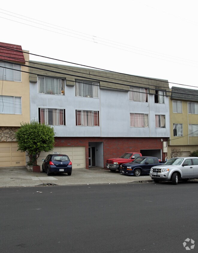Foto principal - 570 Lisbon St