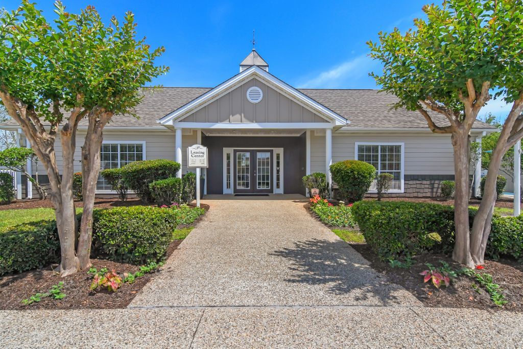 The Pointe Apartment Homes 3513 Beasley Rd Gautier, MS Apartments