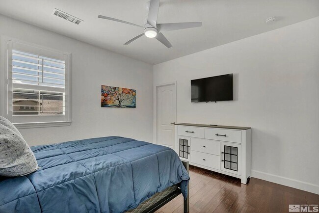 Building Photo - 10345 Rollins Dr