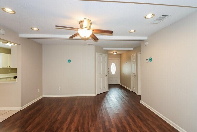 Foto del edificio - 13915 Peatwood Rd