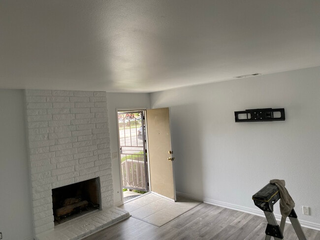 Building Photo - 3761 Ketch Ave