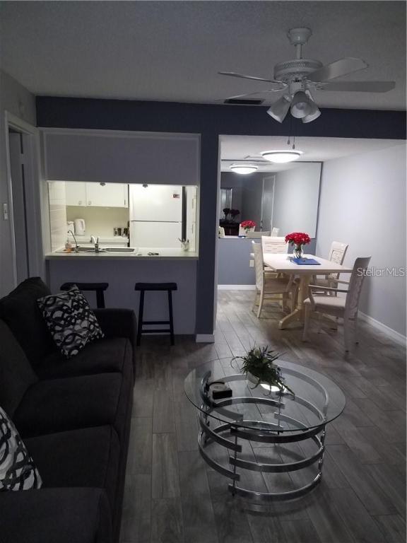 Foto del edificio - 5242 Opal Ln, 205