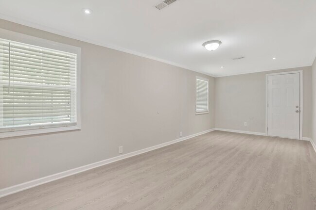 Building Photo - 773 Corundum Ct