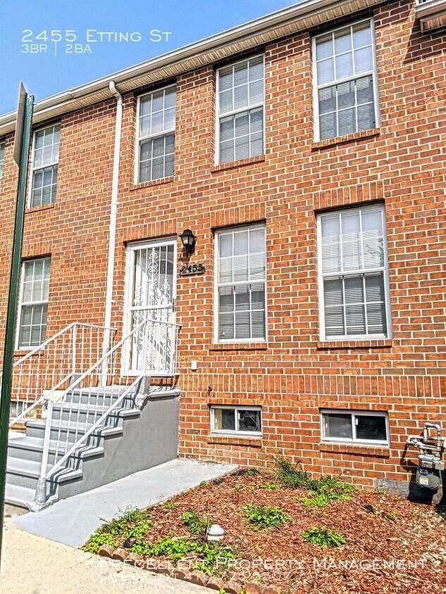 Primary Photo - 2455 Etting St