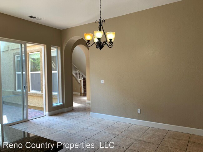 Building Photo - 4 br, 3.5 bath House - 10820 Serratina Dr
