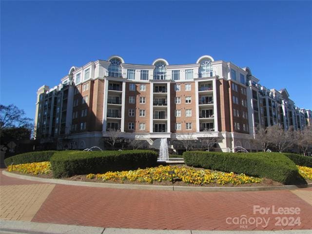 Primary Photo - 4620 Piedmont Row Dr