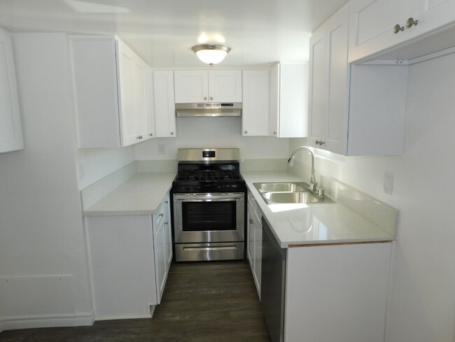 Photo - ALB190-192 Apartment