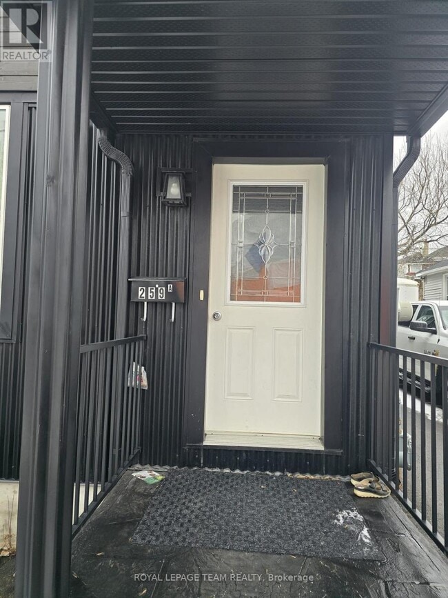 Building Photo - 259 Montfort St.