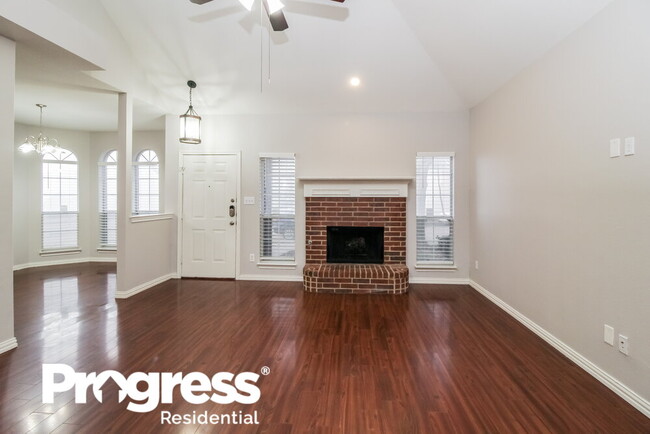 Building Photo - 1401 Bregenz Ln