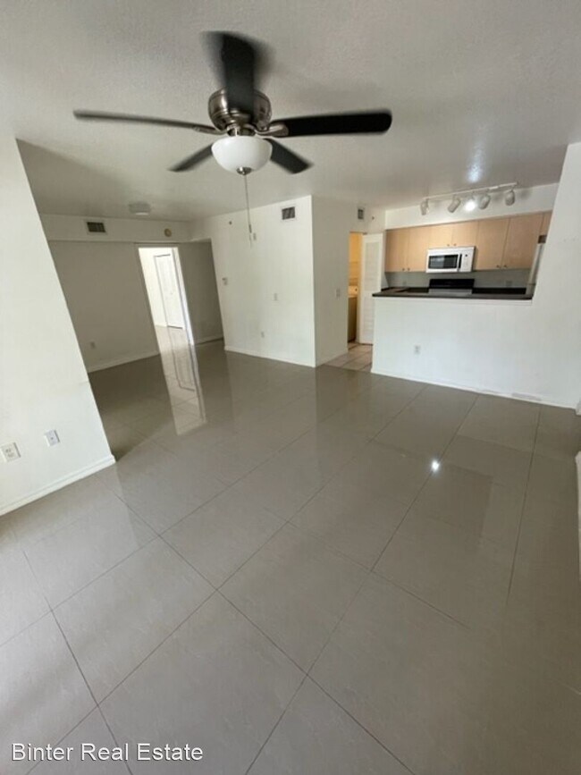 Building Photo - 2 br, 1 bath House - 4271 San Marino Blvd 206