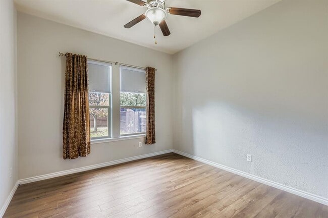 Building Photo - 803 Williams Way