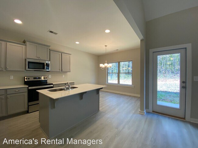 Building Photo - 4 br, 2 bath House - 7939 St. James Drive