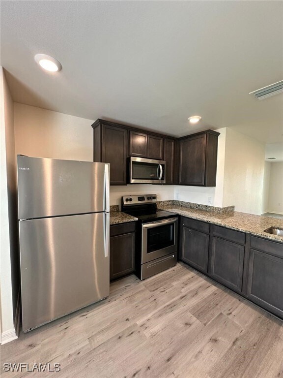 Foto del edificio - 1232 NW 15th Pl