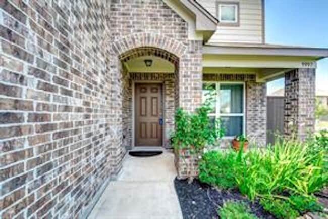 Building Photo - 9997 Hyacinth Way