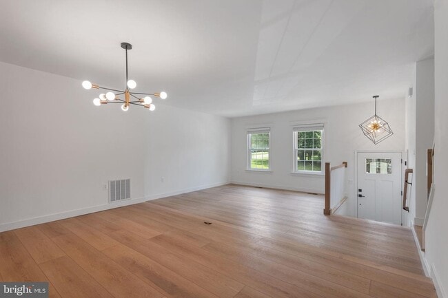 Building Photo - 19001 Grotto Ln