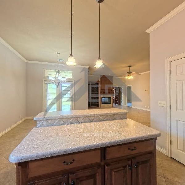 Building Photo - 3216 Songwood Dr