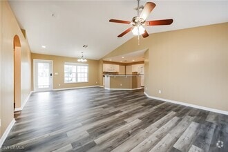 Building Photo - 1161 Ebers St E