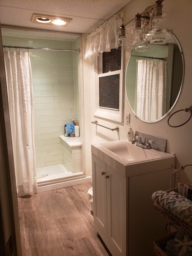 Baño principal - 25 Pinehurst Rd