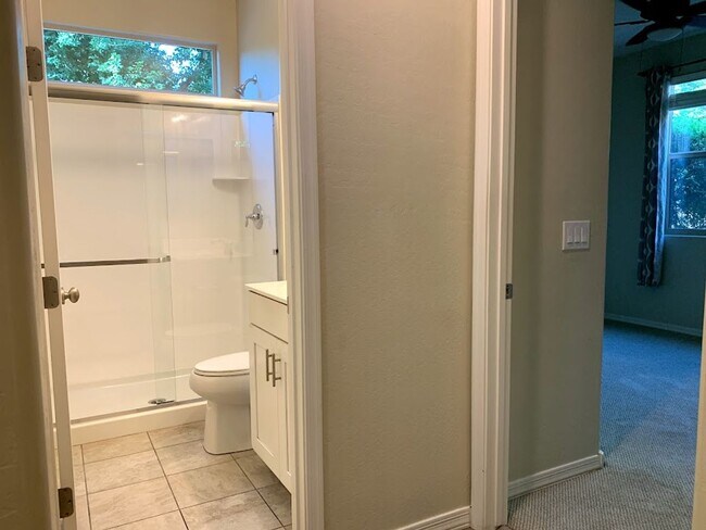 Foto del edificio - 4 BEDROOM PLUS LOFT, BUILT IN BBQ WITH COMMUNITY POOL