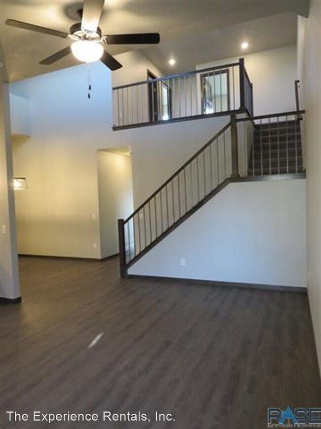 Foto del edificio - 3 br, 2.5 bath House - 6152 S Alki Pl