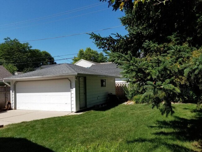 Foto del edificio - Whitefish Bay - Charming 4 Bedroom 2 Bath ...